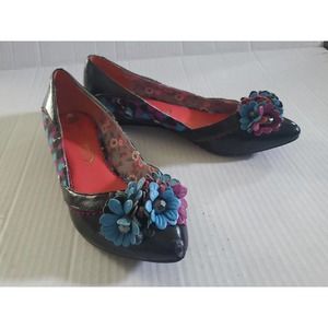 Poetic License London Women's Fabric Upper Low Wedge Heel Flower Accent Size 6